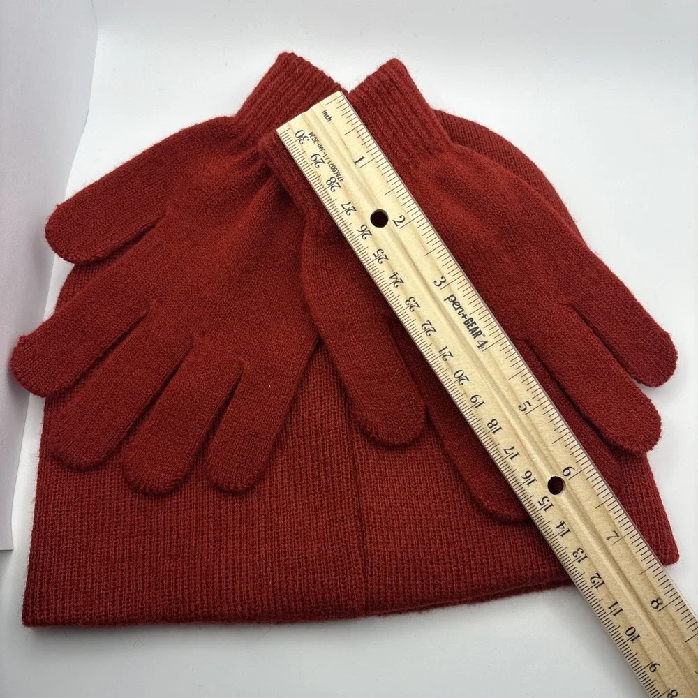 Harry Potter 2-Piece Unisex Set – Hat/Cap & Gloves